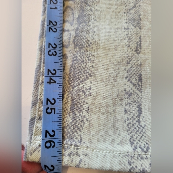Joe's The High Water Mint Green Snakeskin Print Size 31 - Picture 8 of 10